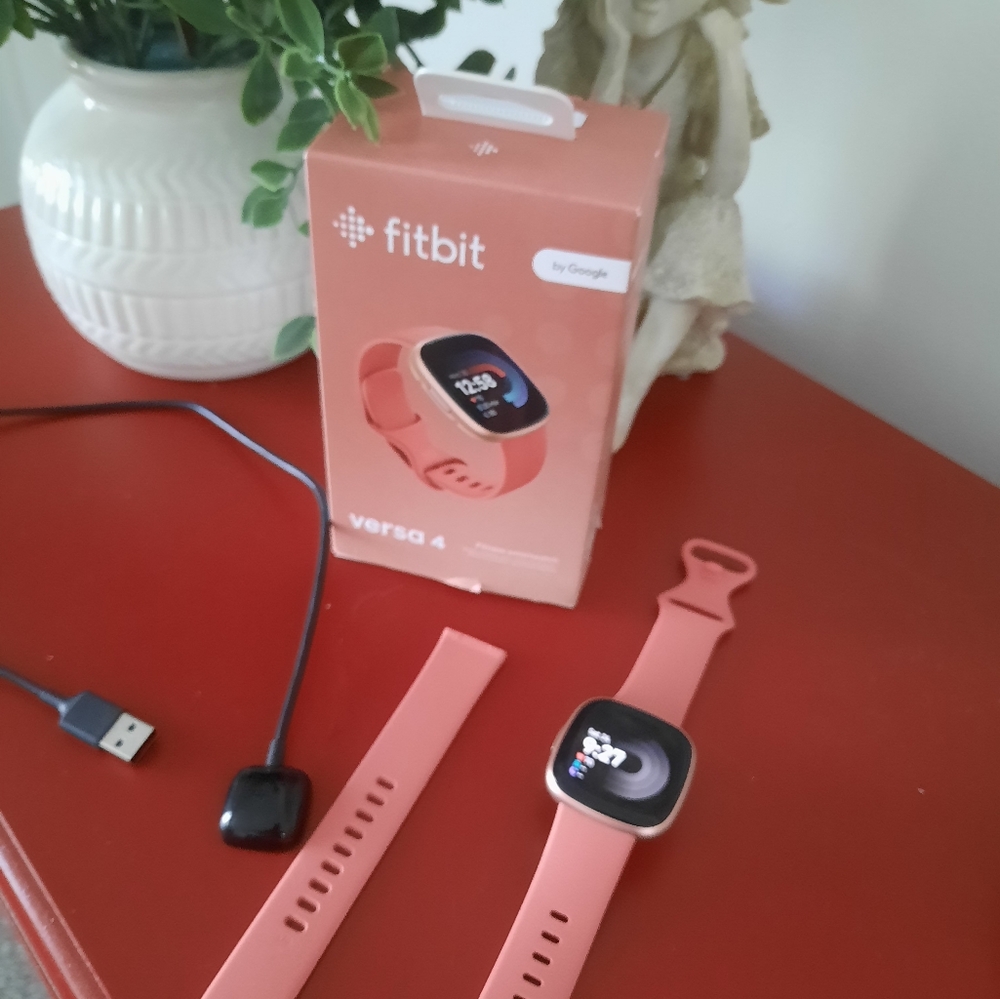 FitbitVersa 4